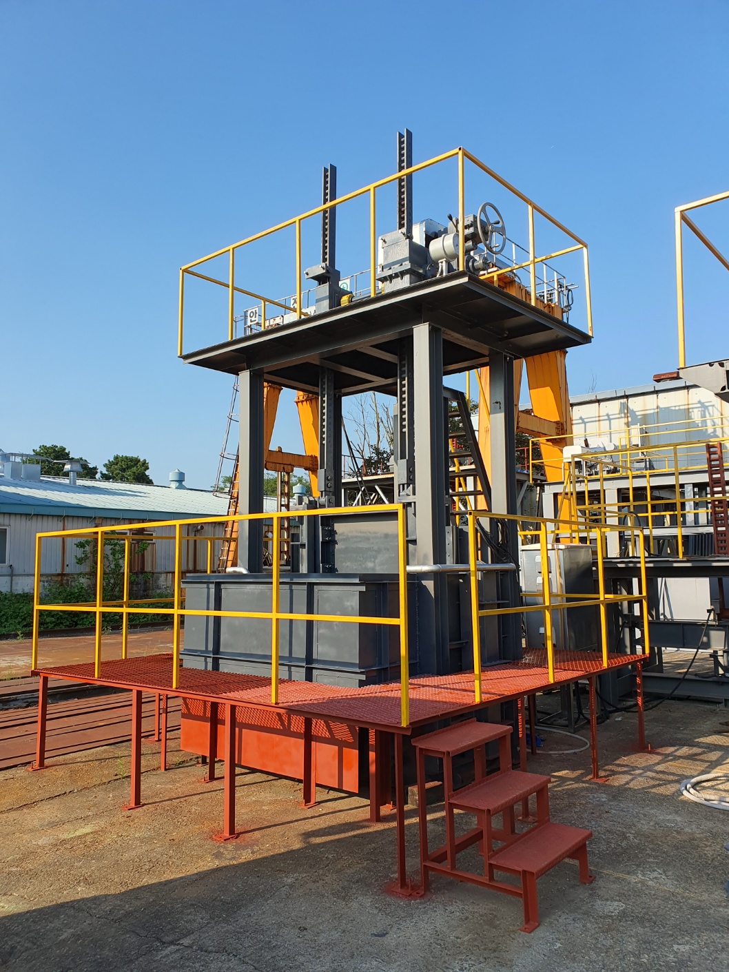 관리수위 자동제어기능을 가지는 관개수문용 다단 수문